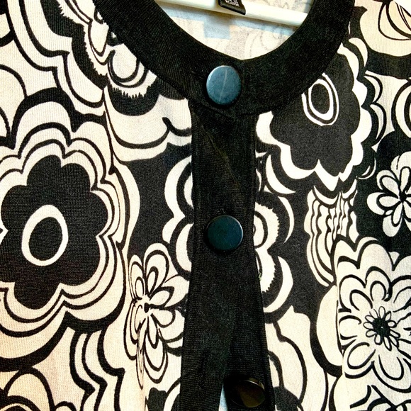 Cable and Gague cardigan sweater Petitie M, black and grey mod pattern - Picture 6 of 15